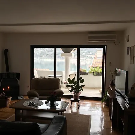 Apartment Jovana Kotor Buitenkant foto