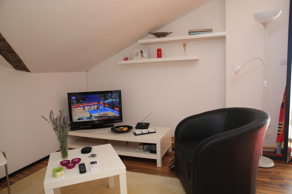 Jovana Apartment